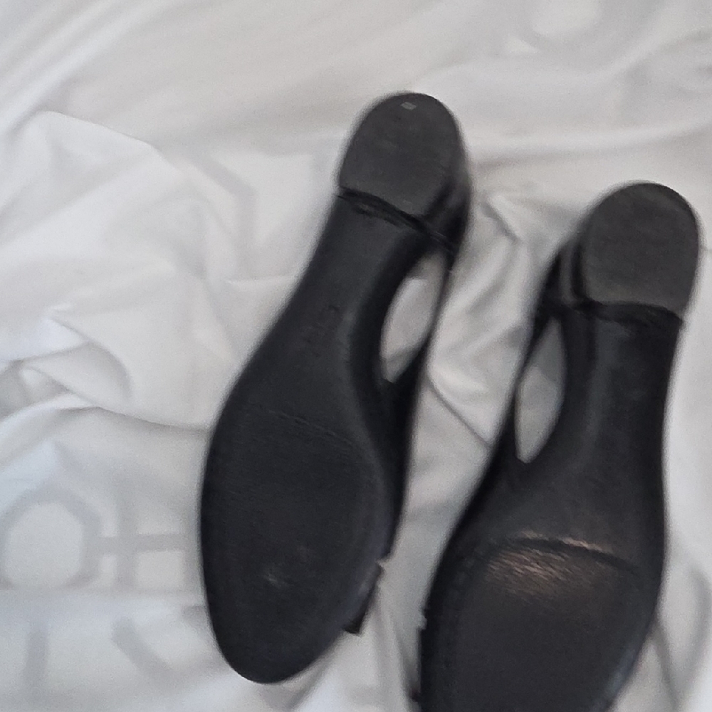 Salvatore Ferragamo Jelly Bow Vara - Picture 3 of 6